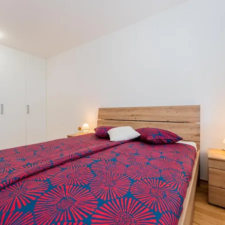 Flex Selfcheckins 136 - - Bedroom - Parking - Loggia Zagreb